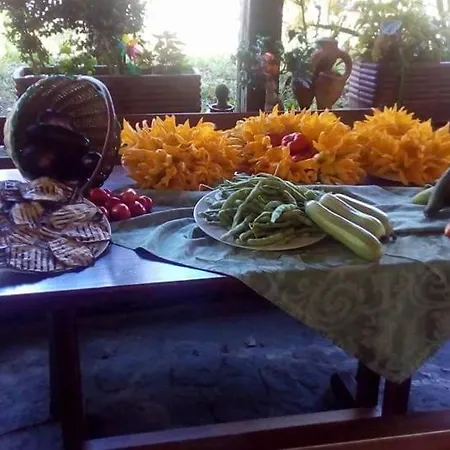 Ristorante Grotta Del Romito Couette-café 3*