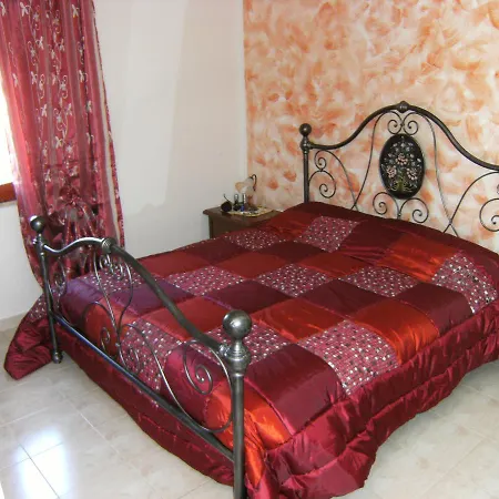 Ristorante Grotta Del Romito Couette-café