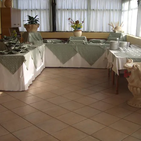 Ristorante Grotta Del Romito Bed & Breakfast Papasidero