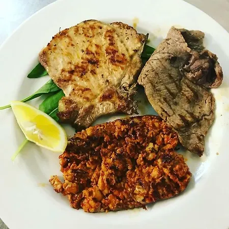 Ristorante Grotta Del Romito Papasidero
