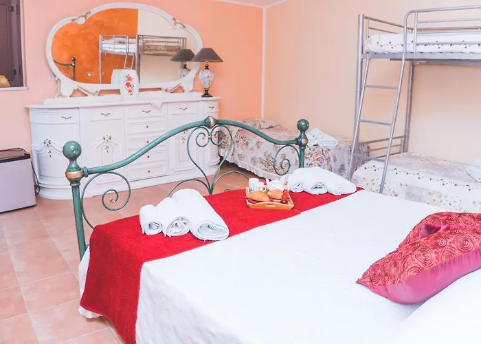 Ristorante Grotta Del Romito Alojamento de Acomodação e Pequeno-almoço 3*