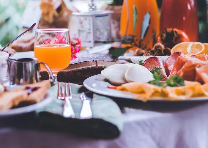 Ristorante Grotta Del Romito Frühstückspension 3*