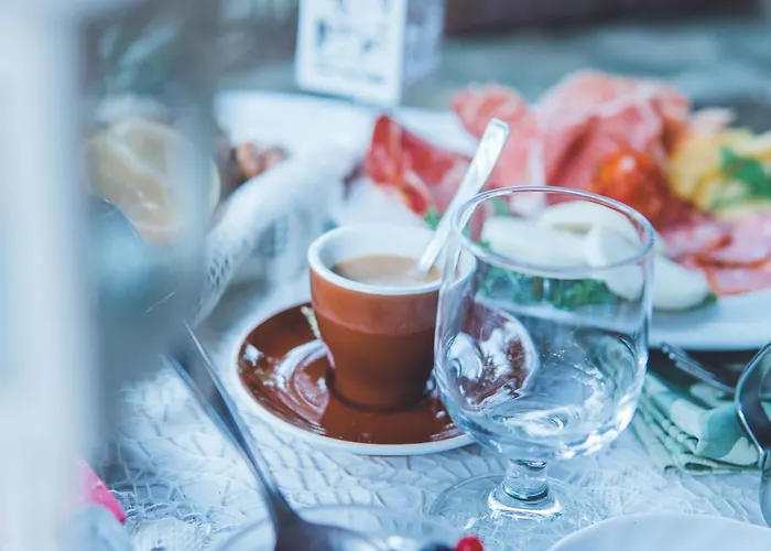 Ristorante Grotta Del Romito 3* Papasidero